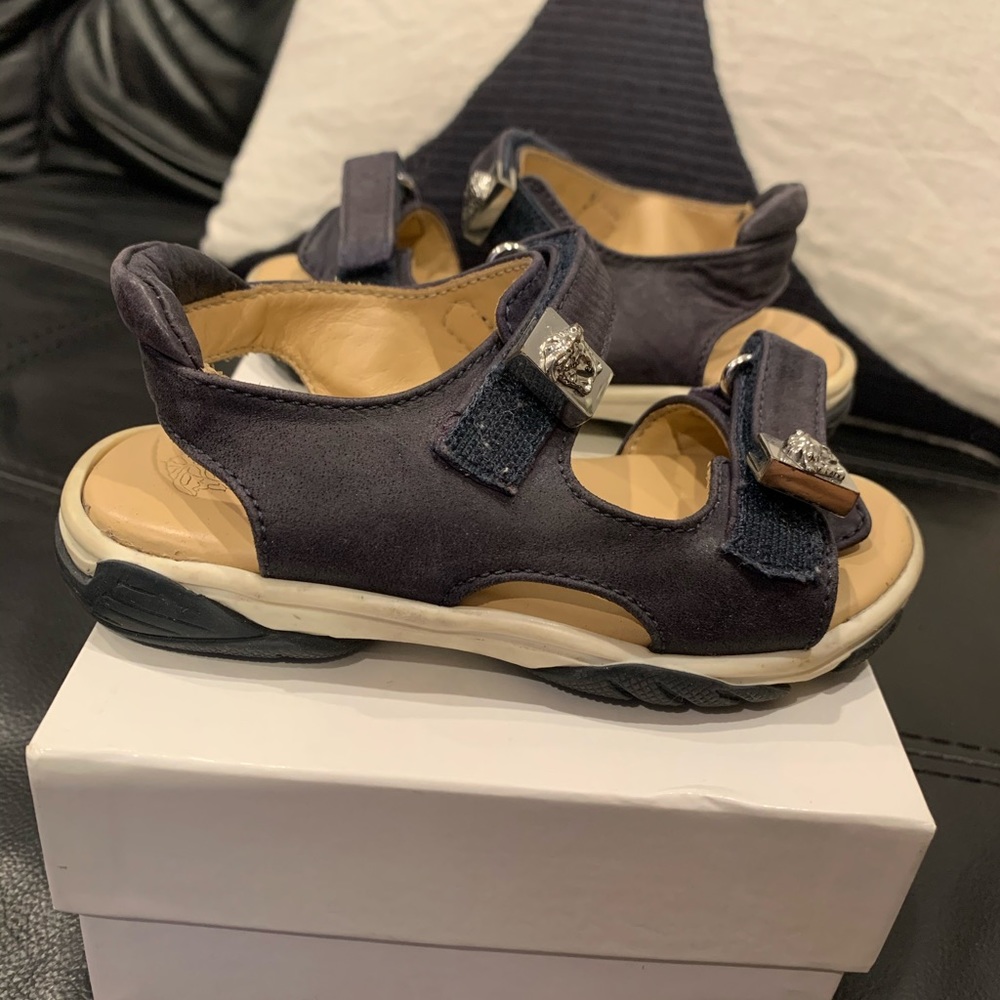 Young Versace unisex sandals